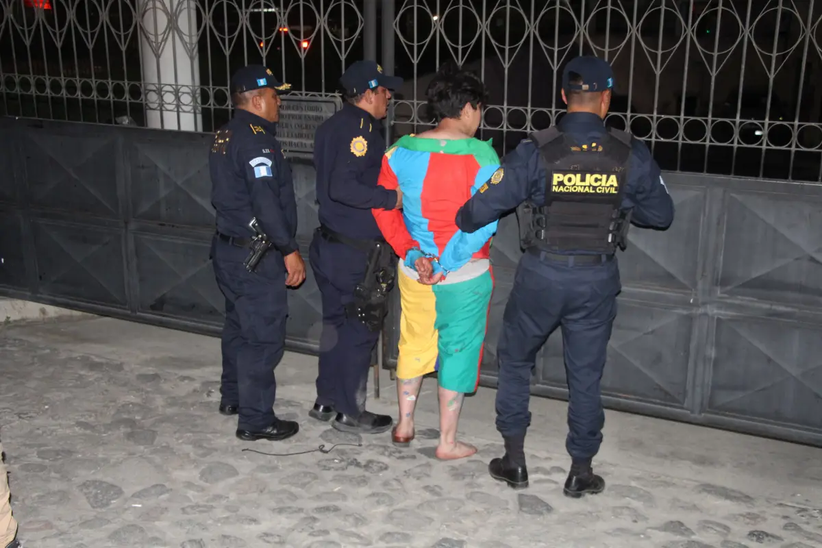 La PNC también capturó a un hombre que se disfrazó para atentar contra un integrante de "la judiada" de San Mateo, Quetzaltenango., Archivo.