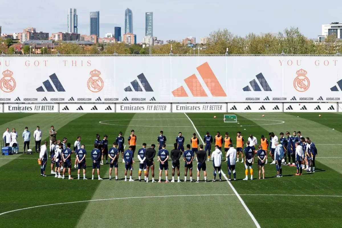 Real Madrid guardó un minuto de silencio por la muerte del papa Francisco - Real Madrid C.F.