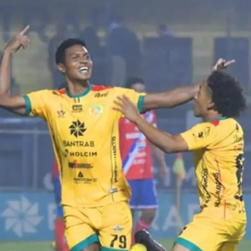 Deportivo Marquense sigue en plena lucha para buscar el milagro de la salvación 