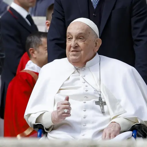  El papa Francisco al término de la misa del Domingo de Ramos. ,Foto EFE