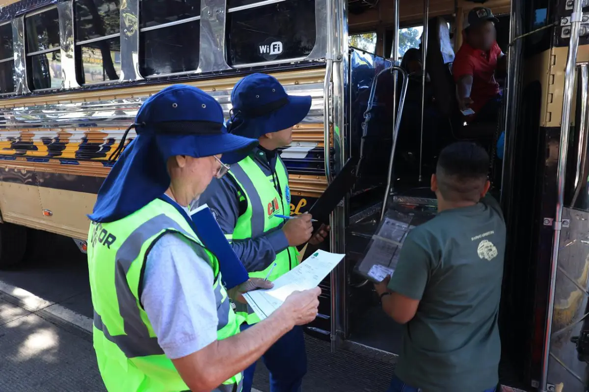 Operativos de la Dirección General de Transportes (DGT) durante la Semana Santa., DGT