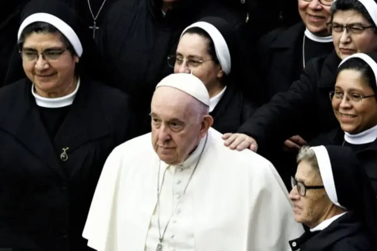 Mujeres papa, Mujeres papa