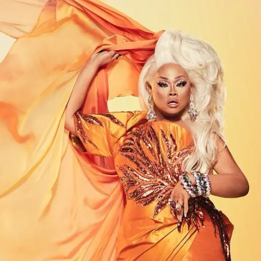 Jiggly Caliente ,Redes sociales