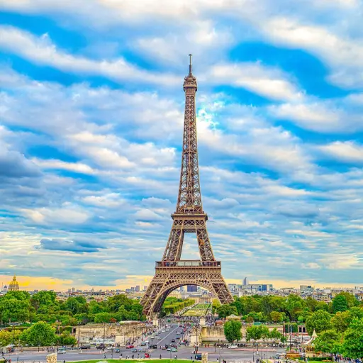 París prepara la Torre Eiffel para la final de Champions League - Pixabay