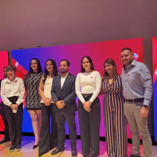 Escoge 2  ,Cortesía