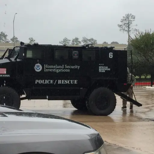 Varias agencias del Gobierno apoyaron a ICE durante estas acciones en Houston. ,Foto ICE