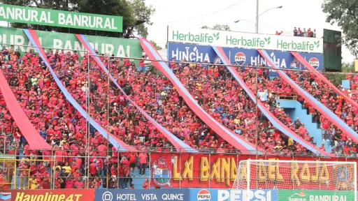 Afición del CSD Municipal - Alex Meoño