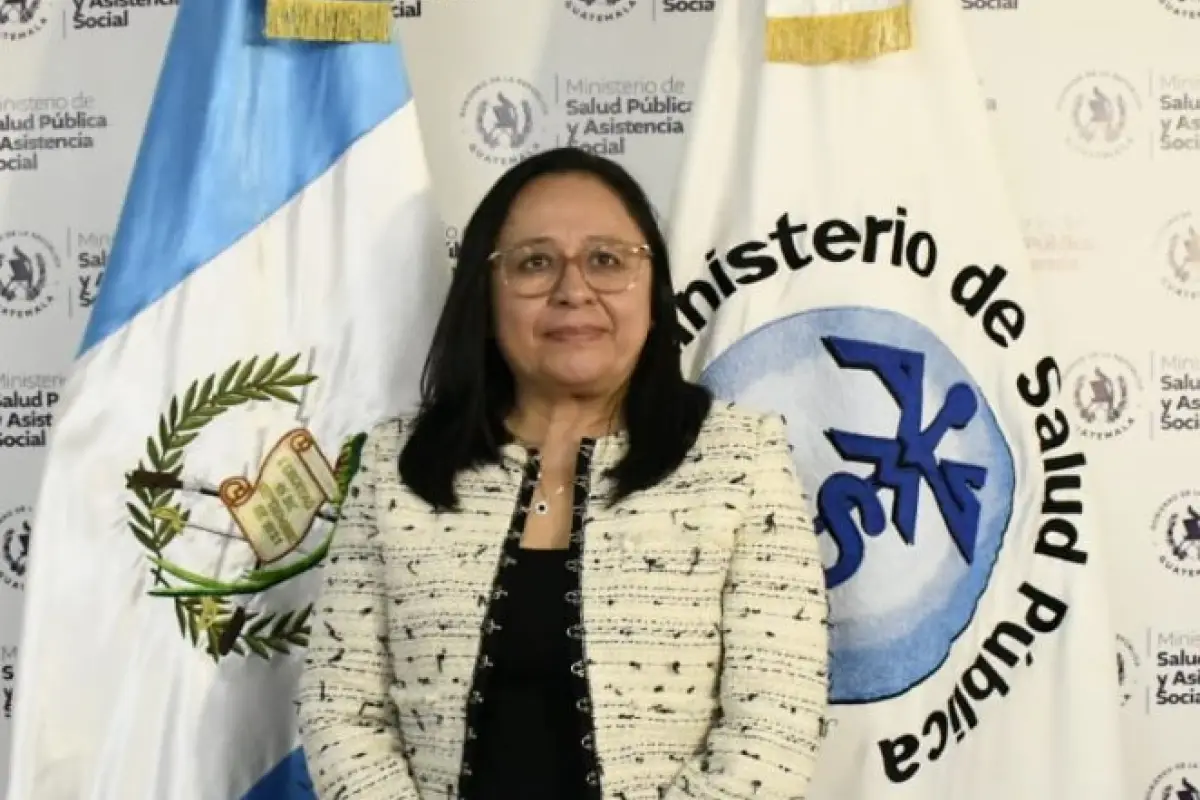 Viceministra de Hospitales., Foto X
