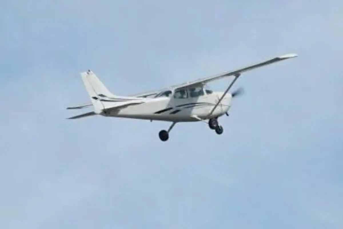 Una avioneta realiza un vuelo., Ilustrativa de archivo: EFE