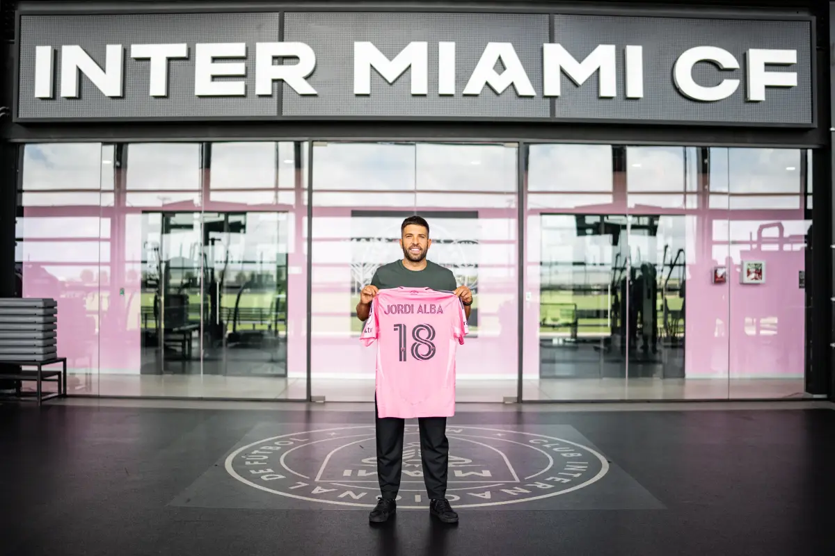 Jordi Alba renueva con Inter Miami hasta el 2027 
