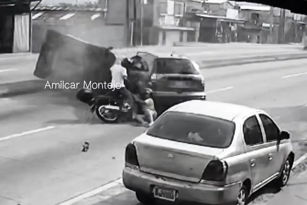 Las cámaras de vigilancia captaron el fatal accidente., Foto PMT