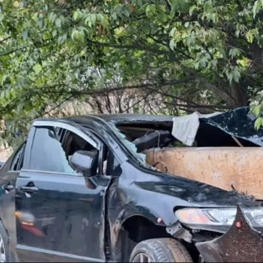 Automovilista descontrolado es captado en video en carretera ,Redes sociales