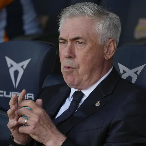 Carlo Ancelotti sufrió cuatro duras derrotas en los clásico españoles 