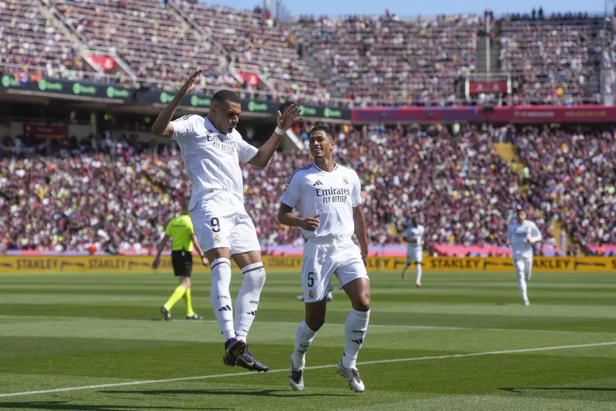 Celebración de Mbappé contra el FC Barcelona - EFE
