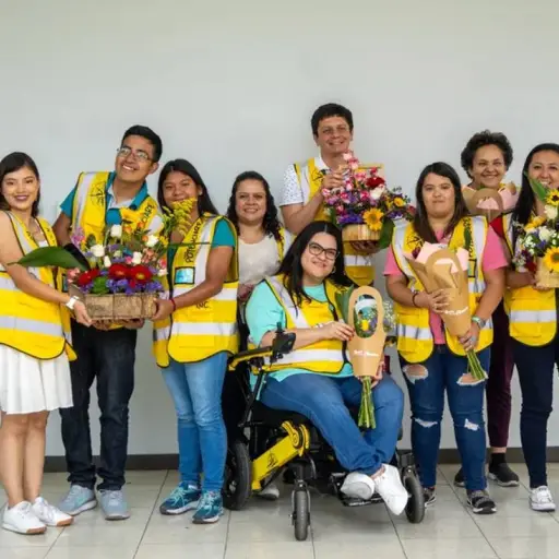 Potenciare: Una plataforma que enciende mentes y libera el potencial humano desde la inclusión - instagram @potenciare