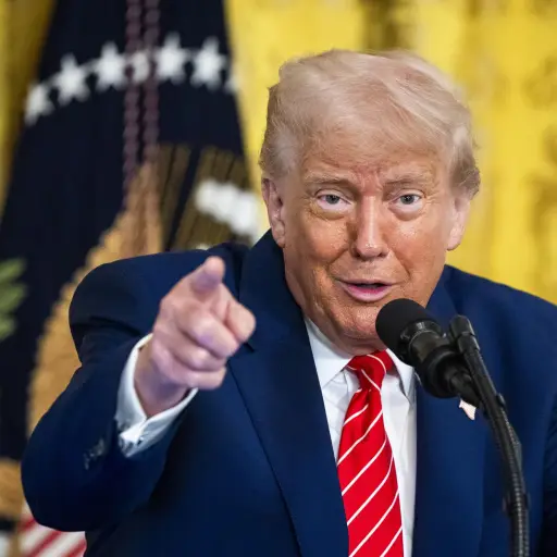 El presidente estadounidense, Donald Trump, en una fotografía de archivo , EFE/JIM LO SCALZO