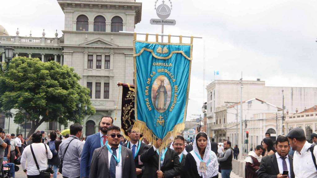  | Alex Meoño/Emisoras Unidas