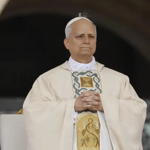 El papa León XIV encabeza la Santa Misa para el comienzo del Pontificado, en la Plaza de San Pedro, en la Ciudad del Vaticano, el 18 de mayo de 2025 , EFE/EPA/FABIO FRUSTACI