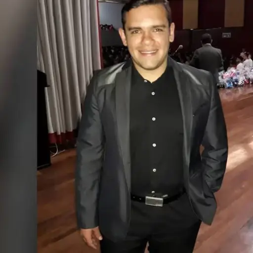 Diego Pineda ,Instagram