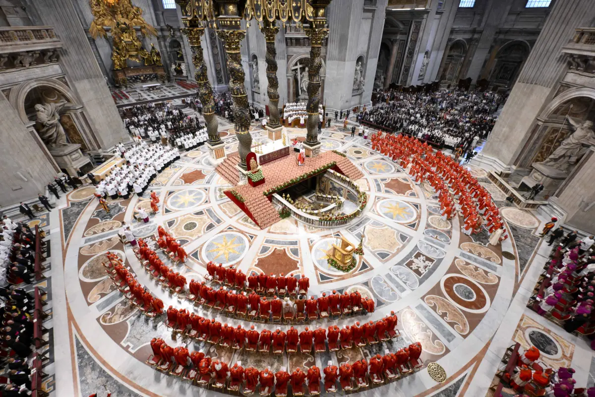 Cardenales terminan misa "Pro Eligendo Pontifice" previa al inicio del cónclave, EFE