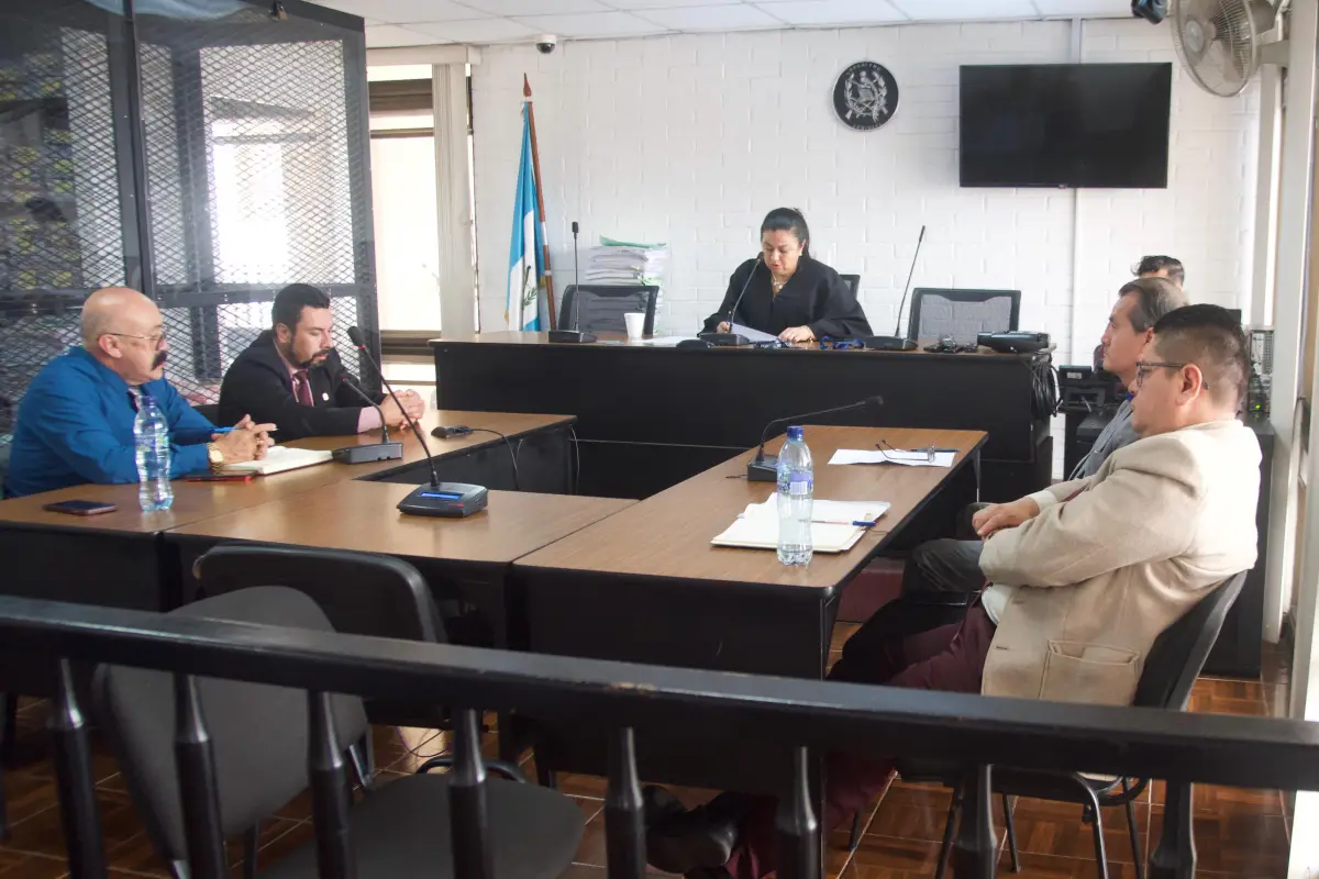 La judicatura leyó el acta de la resolución, a petición del Ministerio Público., Omar Solís.