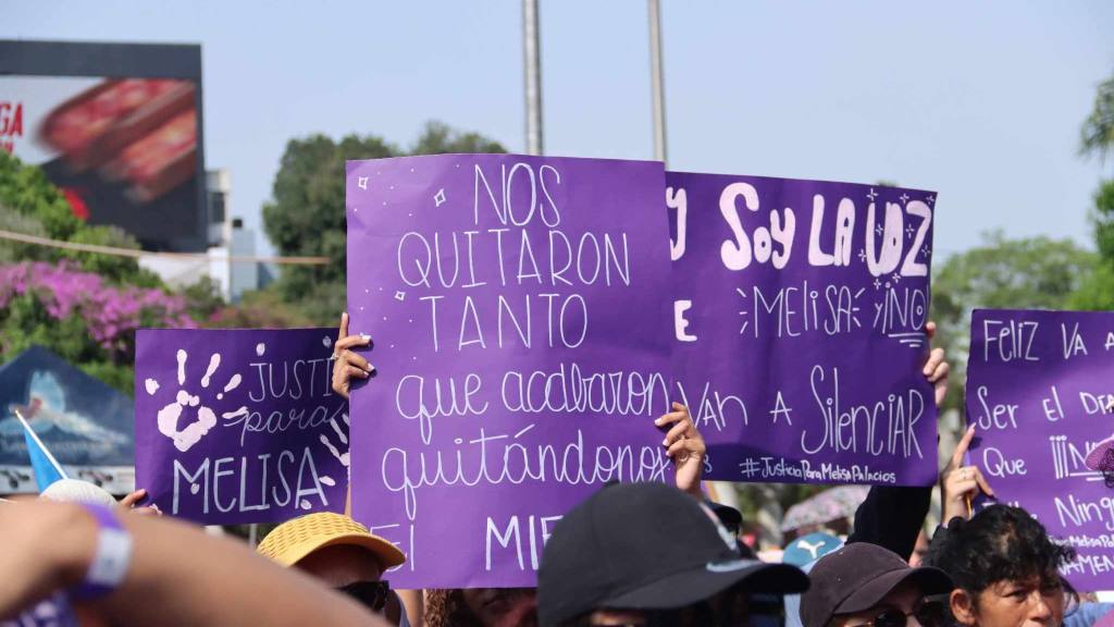 Marchan para pedir justicia por la muerte de Melissa Palacios  | Álex Meoño