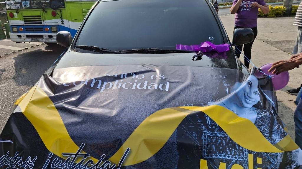 Marchan para pedir justicia por la muerte de Melissa Palacios | Álex Meoño