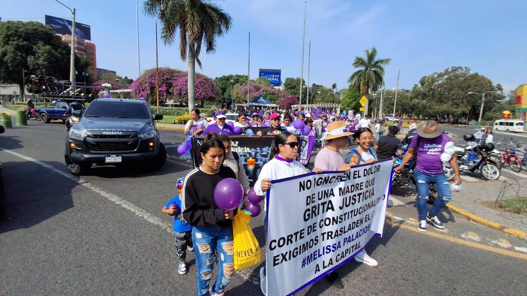 Marchan para pedir justicia por la muerte de Melissa Palacios | Álex Meoño