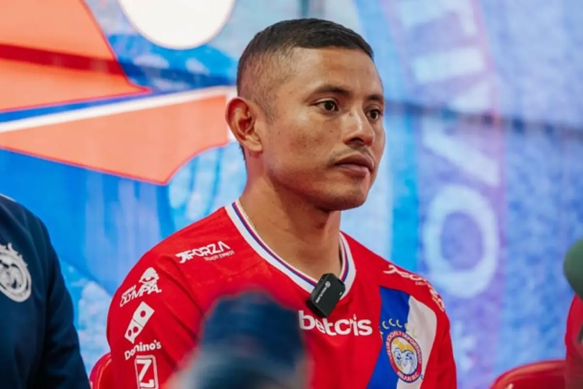 Carlos Mejía fue uno de los 10 despedidos de Xelajú M. C. 