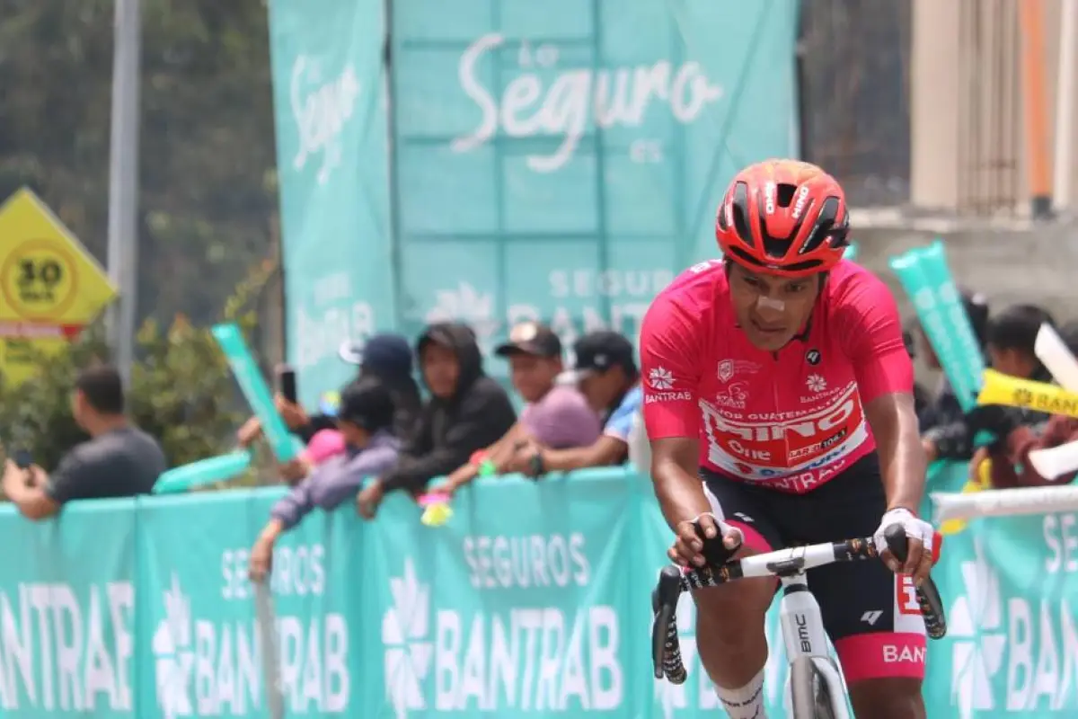 Mardoqueo Vásquez ingresó este día como segundo de etapa y asume el subliderato de la Vuelta Bantrab 2025