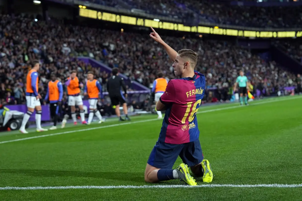 Fermín Lípez celebra el triunfo del Barcelona ante Valladolid 