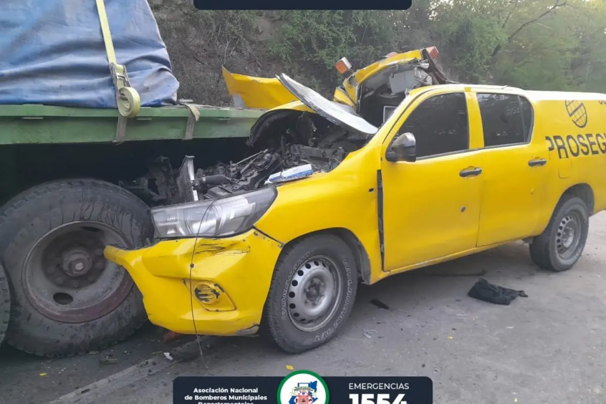 A la altura del kilómetro 90 de la Ruta al Atlántico se produce un accidente de tránsito, Foto Bomberos Municipales Departamentales