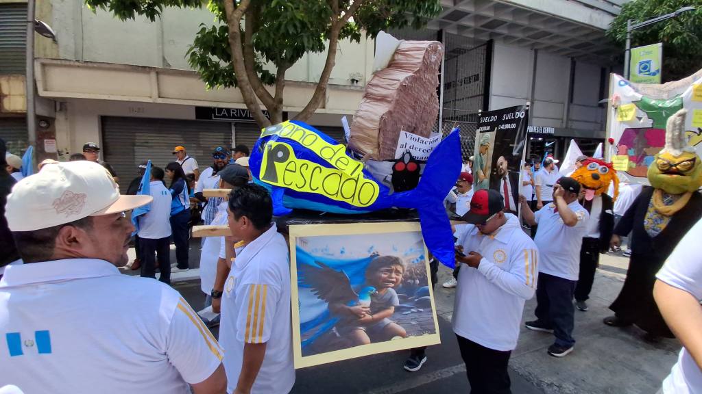  | Alex Meoño/Emisoras Unidas