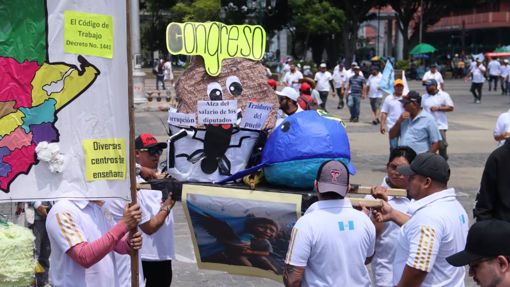  | Alex Meoño/Emisoras Unidas