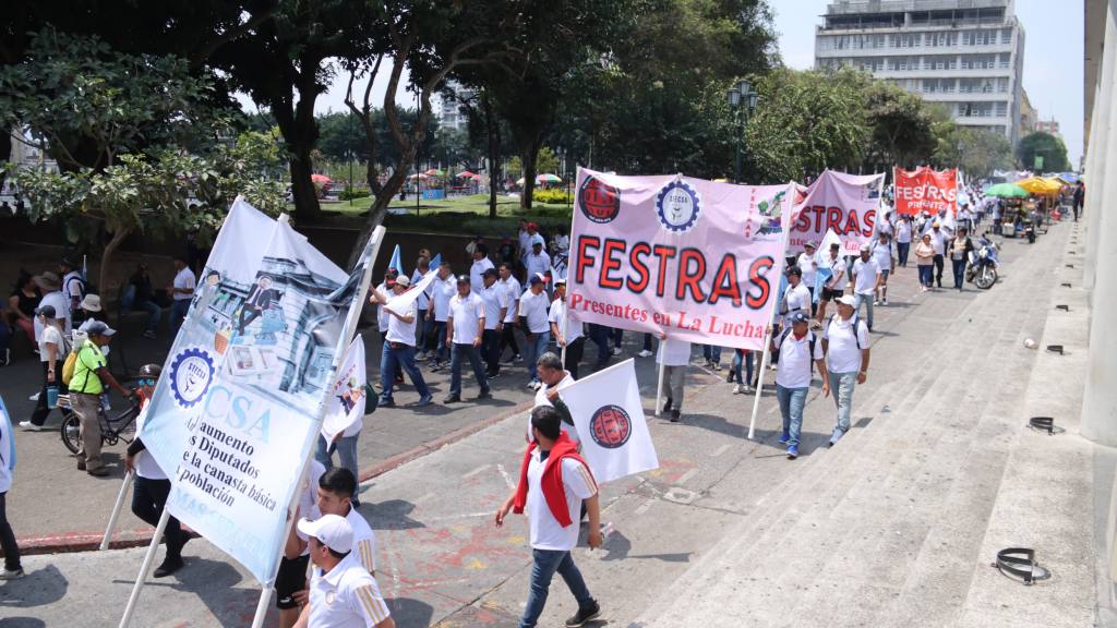  | Alex Meoño/Emisoras Unidas