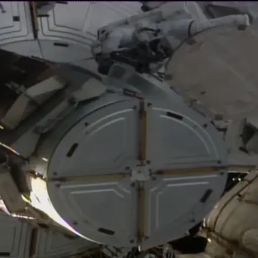 La NASA señaló que esta caminata subraya su compromiso de mantener la operatividad de la Estación Espacial Internacional. ,Foto X