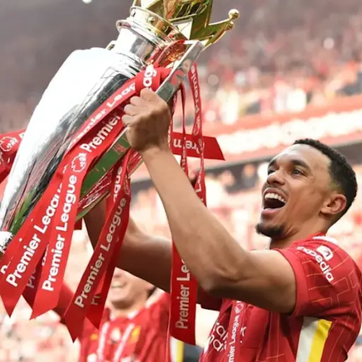 Alexander-Arnold firma seis años con el Real Madrid y debutará en el Mundial de Clubes