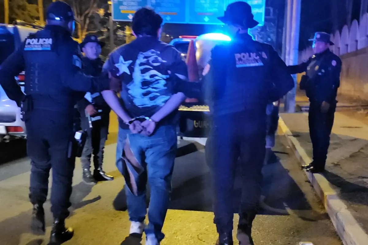 El detenido por la muerte del agente David Marroquín Valdez fue llevado ante la justicia., PNC de Guatemala.