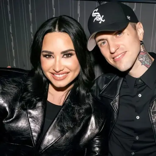 Demi Lovato ,Instagram