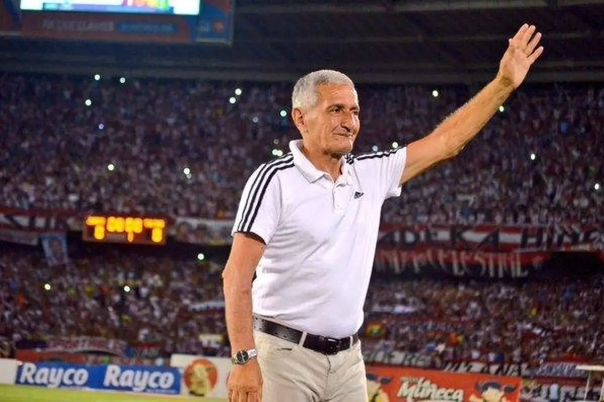 Fallece Juan Ramón Verón, exentrenador de Comunicaciones y Guatemala - RR.SS..