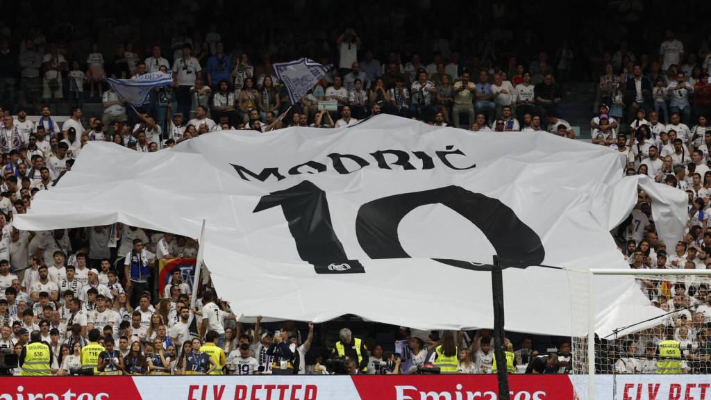 Carlo Ancelotti y Luka Modric se despiden del Estadio Santiago Bernabéu | EFE