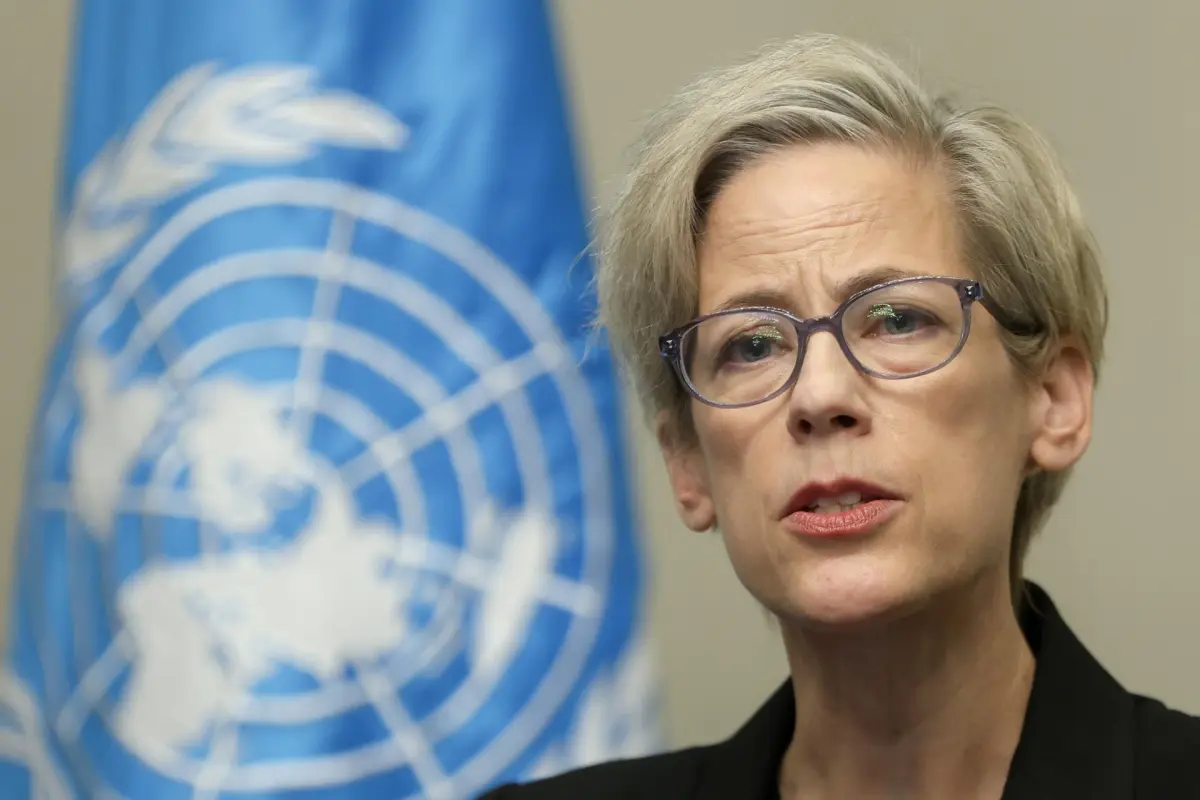 La relatora especial de las Naciones Unidas sobre la Independencia de Magistrados y Abogados, Margaret Satterthwaite, habla durante una rueda de prensa este viernes en Ciudad de Guatemala (Guatemala),  EFE/ Mariano Macz
