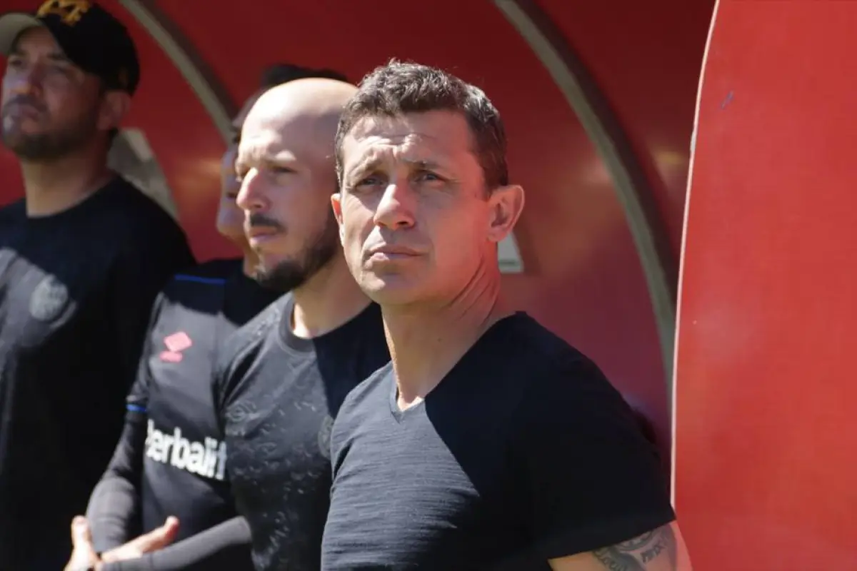 Sebastián Bini deja de ser técnico de Municipal 