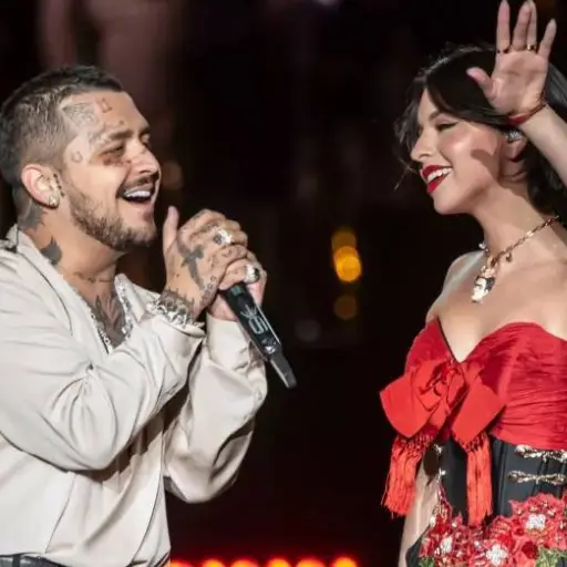 Ángela y Nodal ,Instagram