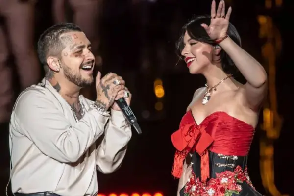 VIDEO. Abuchean a Ángela Aguilar durante concierto de Nodal
