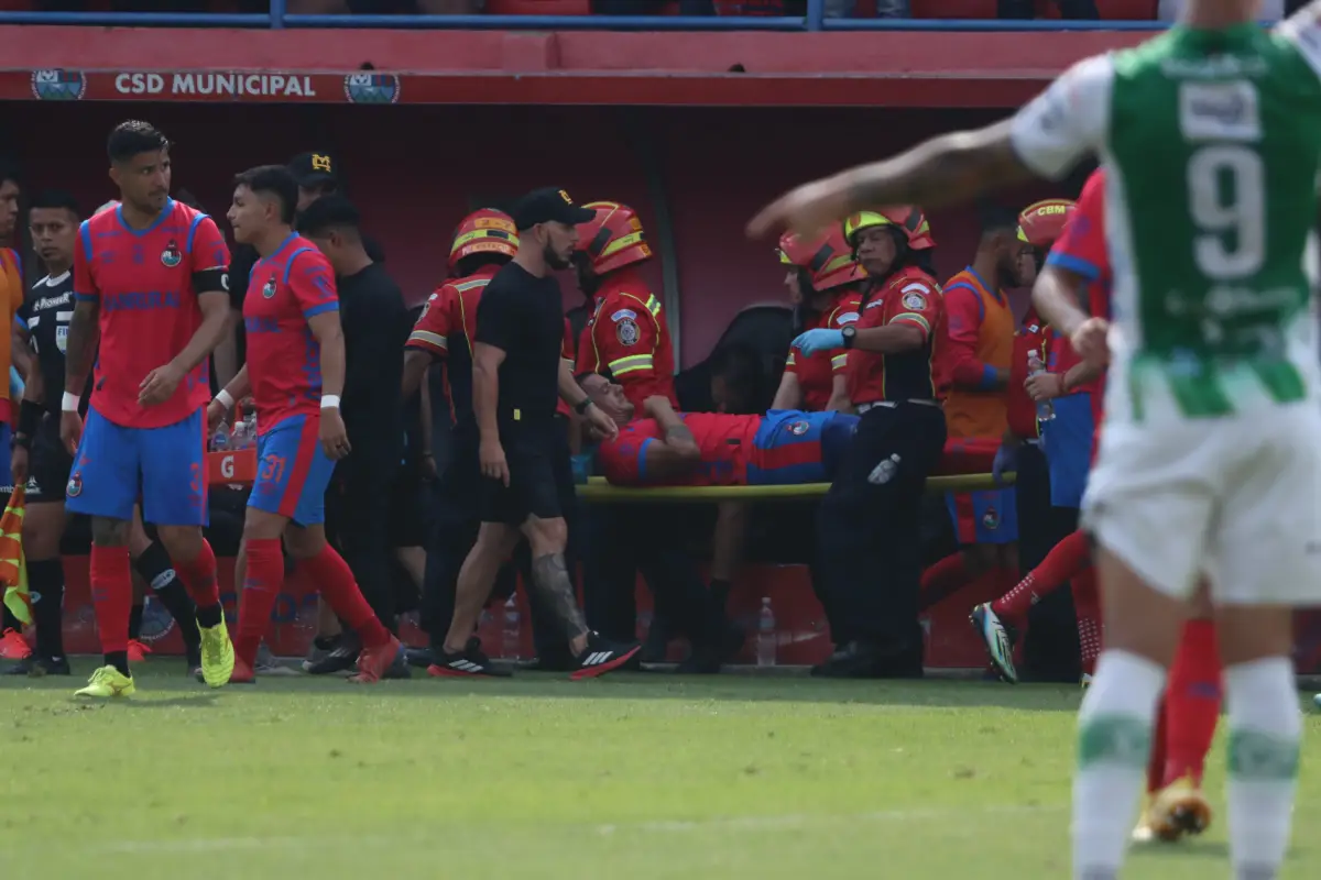 Darwin Torres, capitán de Municipal, sufre rotura del tendón de Aquiles - Alex Meoño