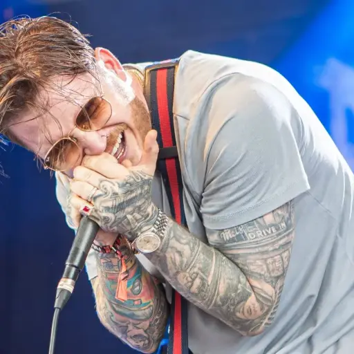 Adam Ramey ,Redes sociales