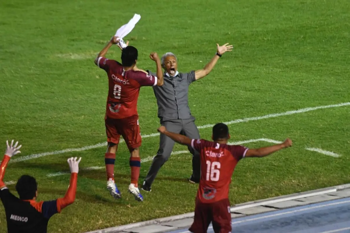 Roberto Hernández, campeón con el Deportivo Malacateco en el Apertura 2021 - Omar Solís