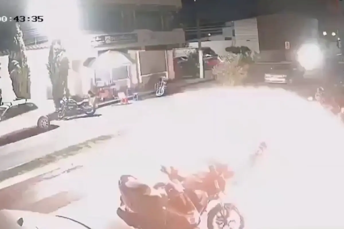 Capturan a sospechoso de lanzar explosivo contra discoteca., Captura de pantalla video X.