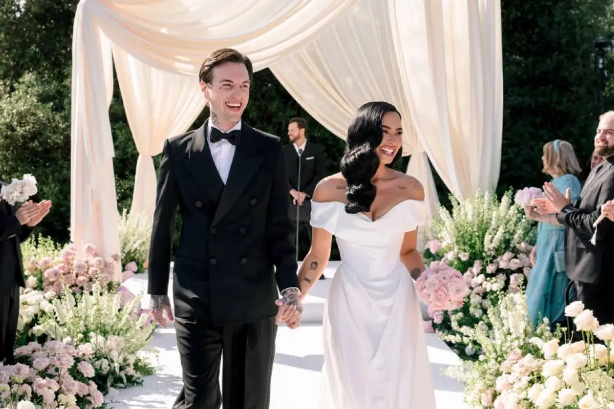 Demi Lovato, Instagram